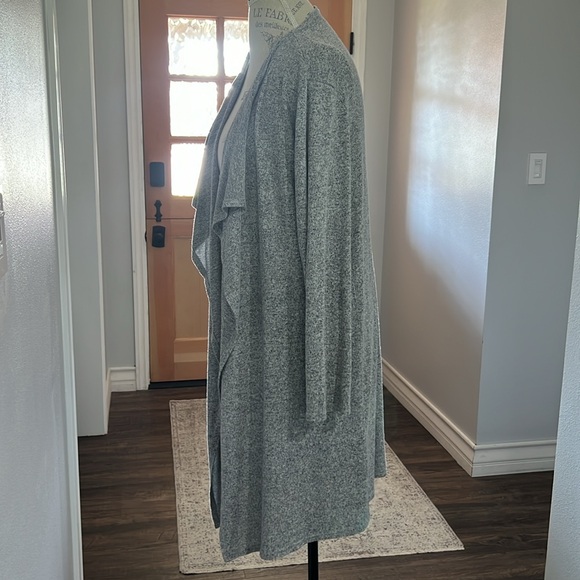 Long sweater - Picture 3 of 5